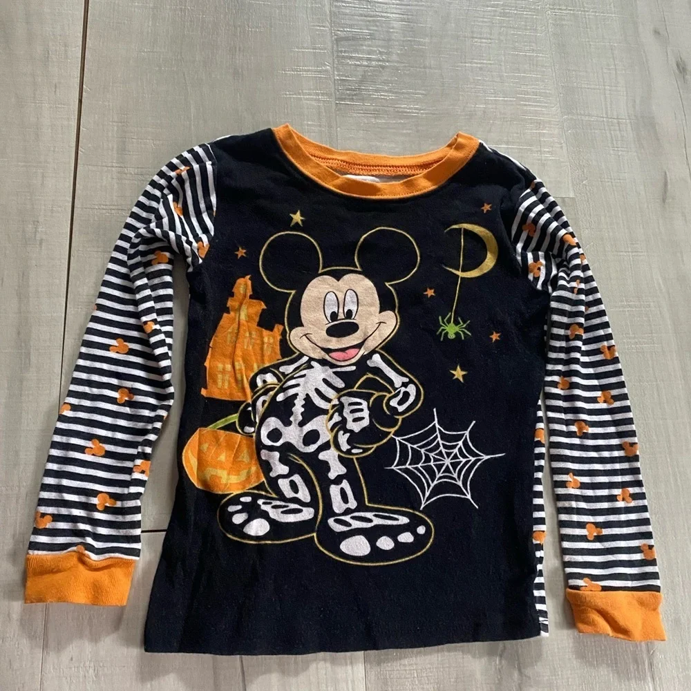 Disney kids pajama top size 5T